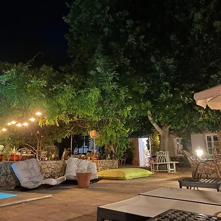 La Bergerie Barbebelle - Piscine - Proche Tourtour - Gorges Du Verdon - De Sainte Croix Bed & Breakfast Villecroze